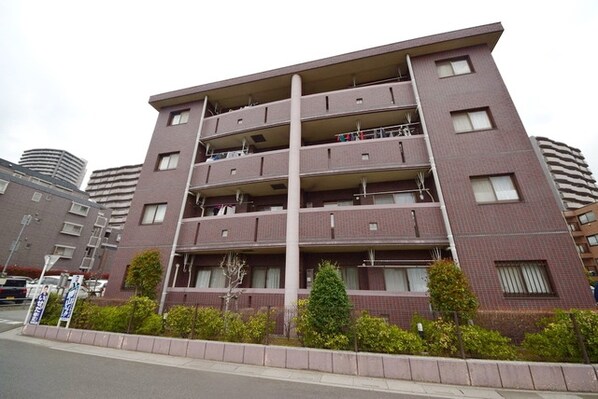 新世ふじみ野マンションの物件外観写真